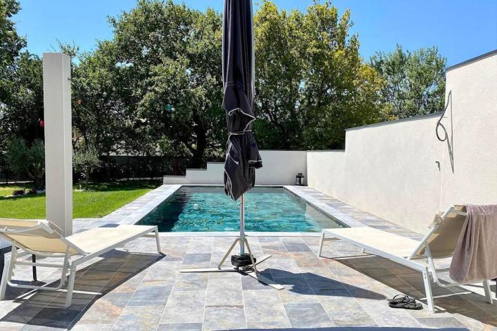 Nous vous proposons une collection unique de carrelage en travertin.