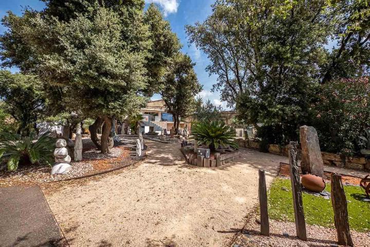 Vente de décorations extérieures à Orange