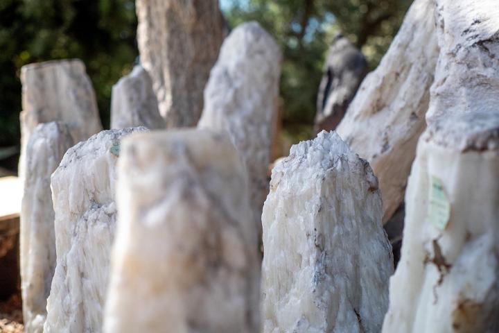 Vente de décorations extérieures à Orange